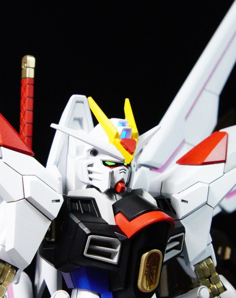 カメラはイエローの上に蛍光イエローを塗りましたがこれ黄緑じゃん！真っ黄色のイエローで発光させるにはどうしたら🤔