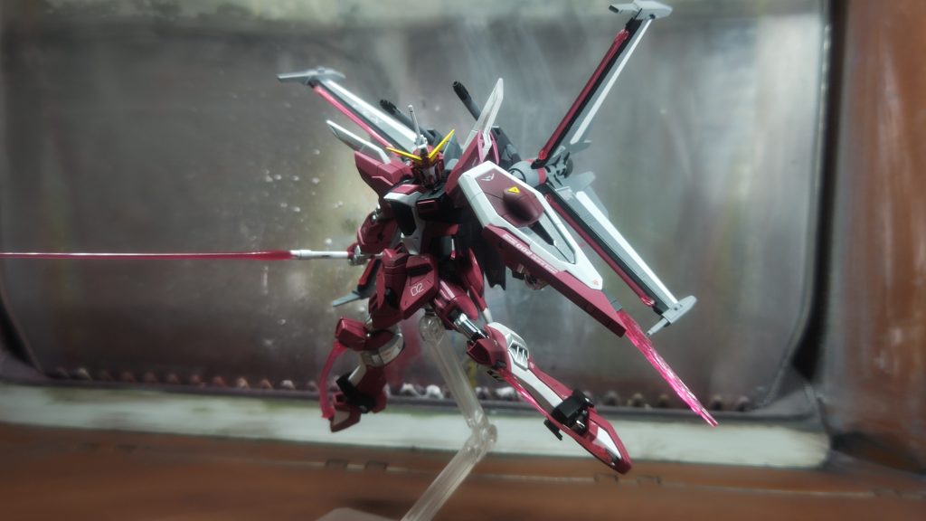 全身刃物状態のポージングいやいやかっこよすぎる