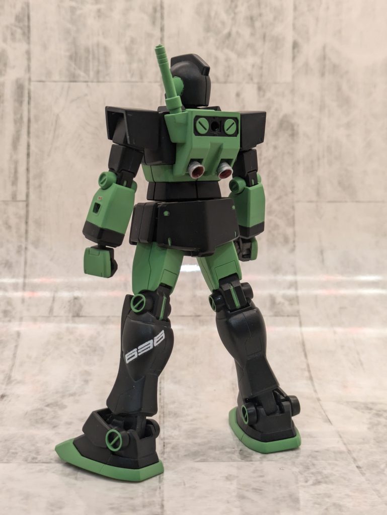 後ろ姿は割と普通ですが、好きです。