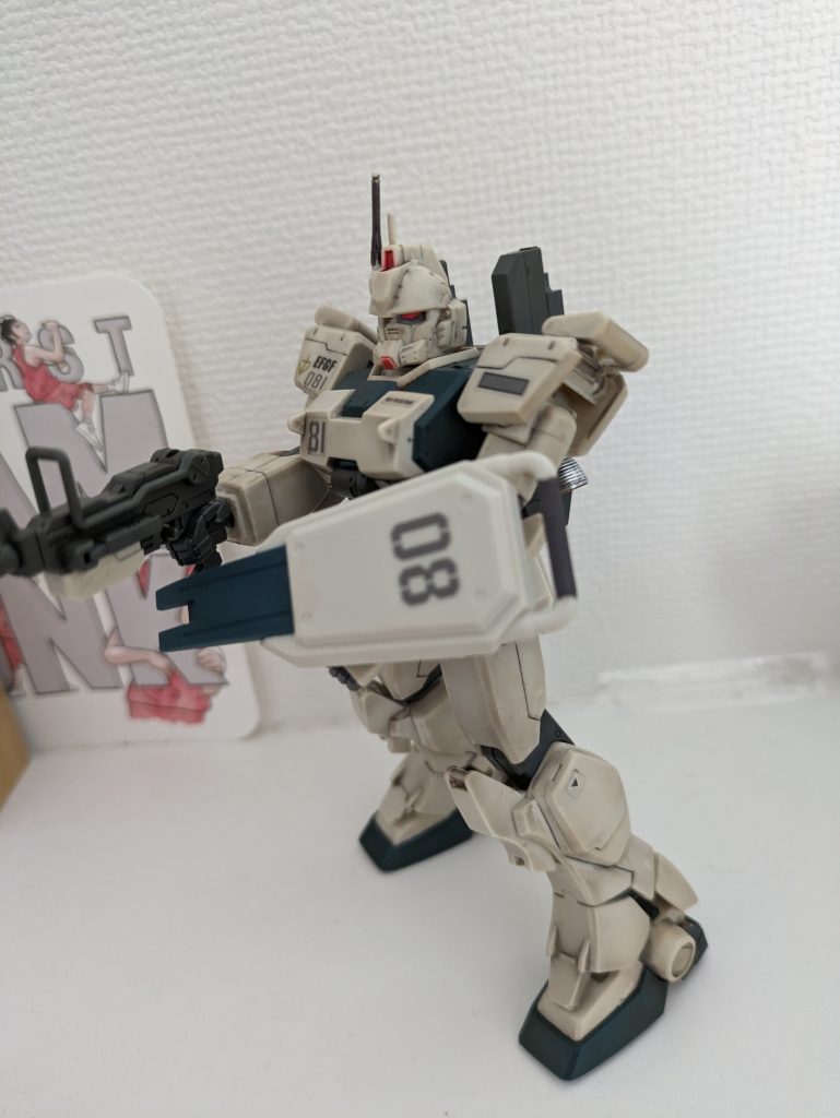 ポージングも難しいですね。タイミングがよく、08小隊関連のキットが色々買えたの作るのが楽しみです。