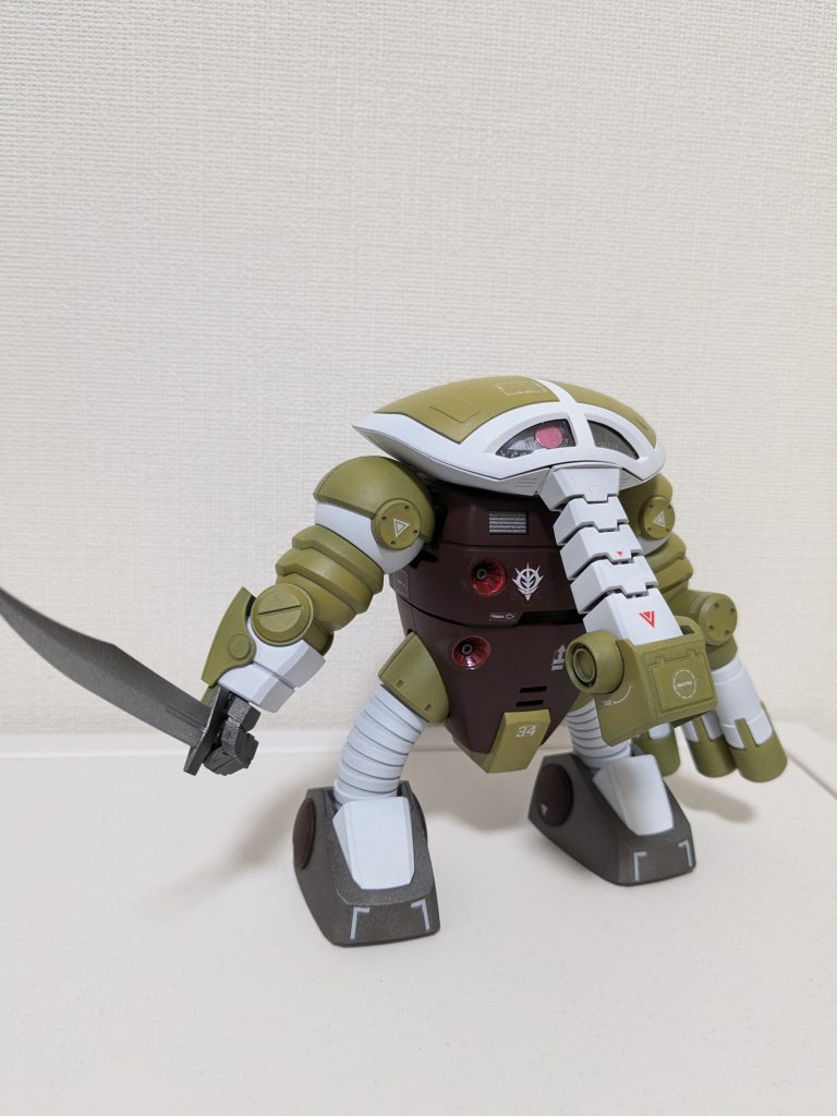 蝉とか昆虫みたいな胴体に象のような排熱器官。いびつだからこその魅力ありますよね。