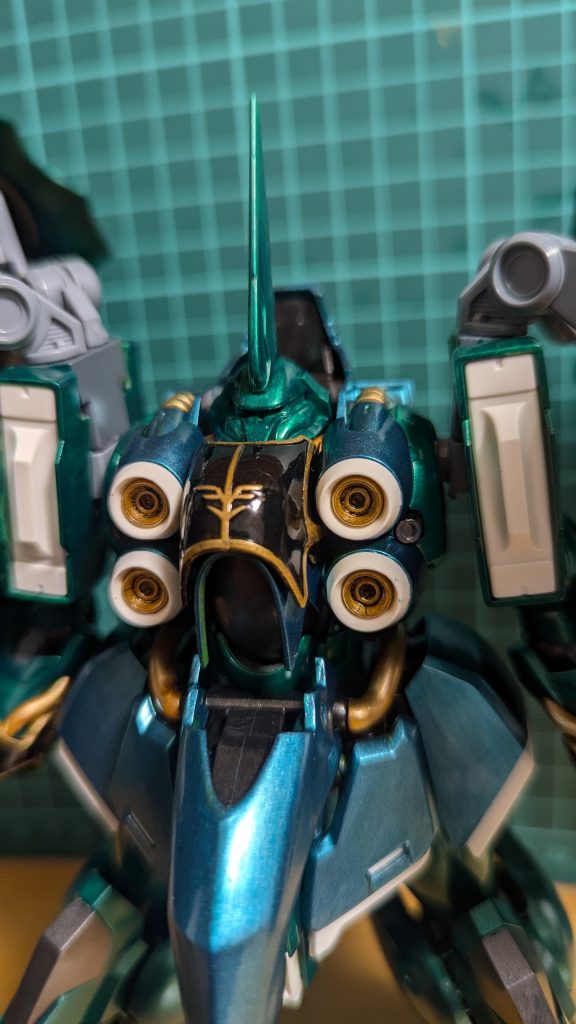 エンブレービングもうまくいきました。ゴールドがかっこいいっす!