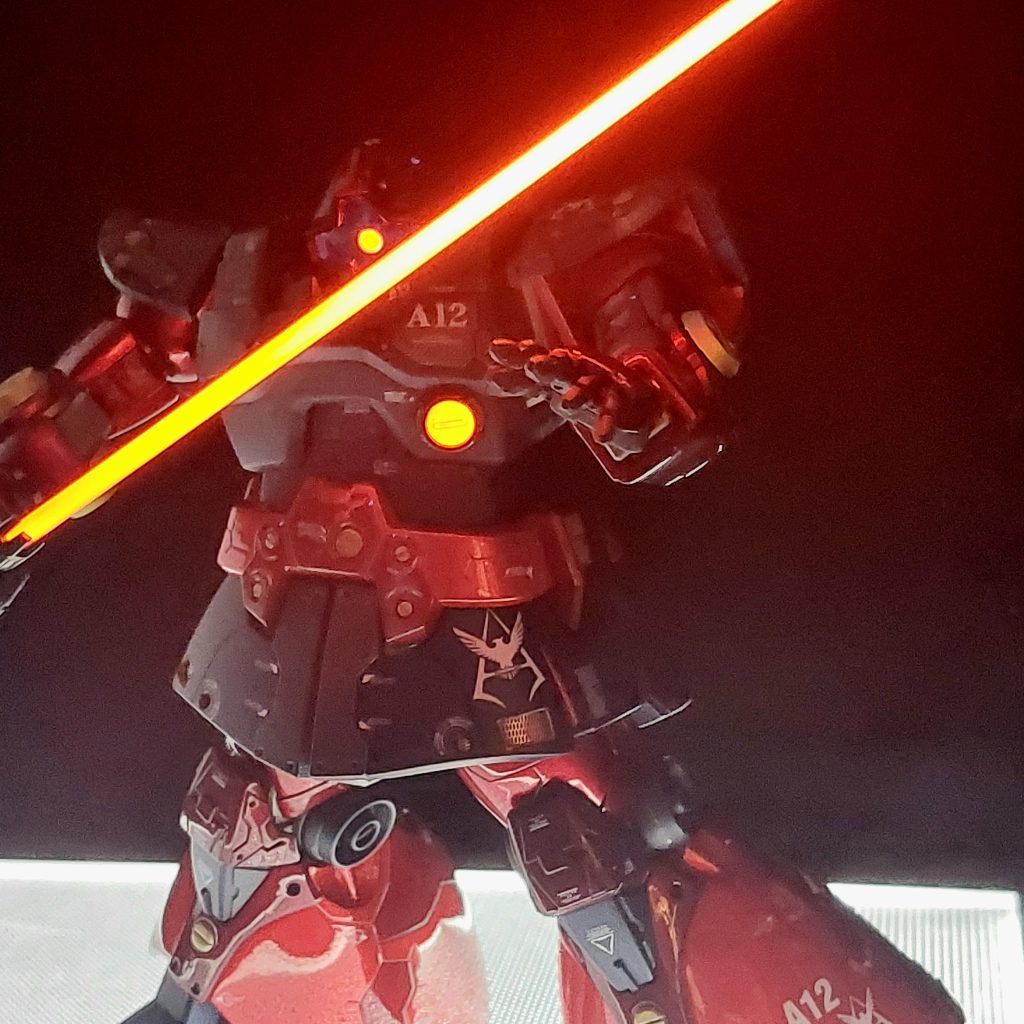 ビコーンもします✨もちろん蛍光塗料での発光です✨