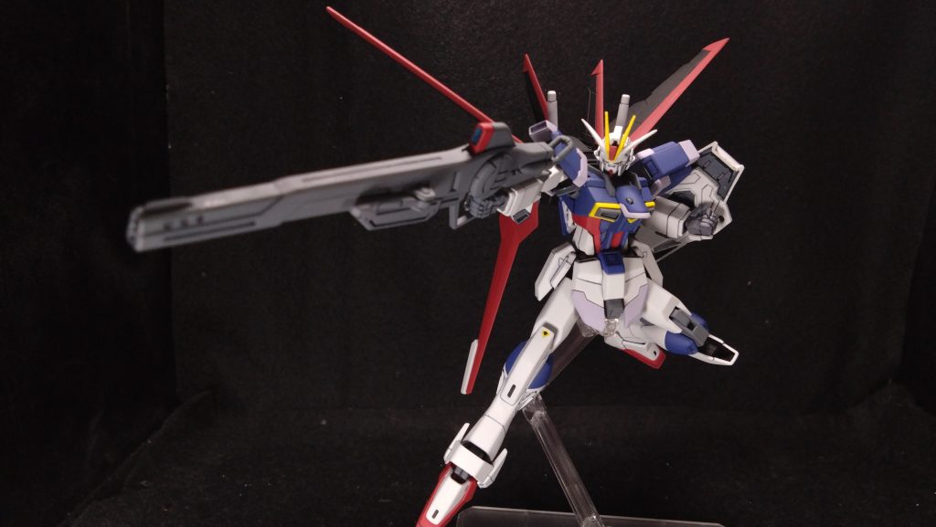 種ポーズレールガンが大振りなのでハッタリが効いてますね