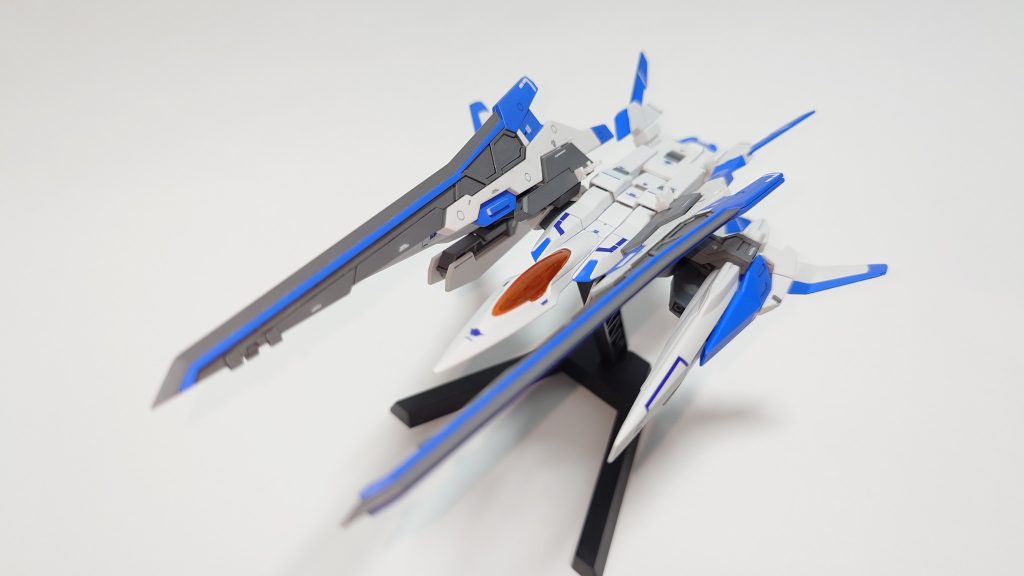 ザンライザーオーライザーと比べてかなり刺々しい感じです。