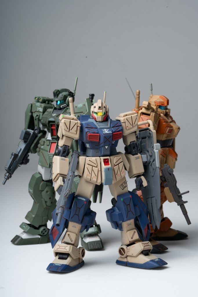 以前製作した局地戦特化のジムシリーズと並べての1枚 なんともクセのあるジム達です。今回製作にあたり無数にあるジムのバリエーションのなかでもEZ8にも見られた現地改修のコンセプトを上手く表現できてたら良いかと思いましたが量産機故の自由度がやはりジムシリーズの魅力と再認識した工作でもありました。