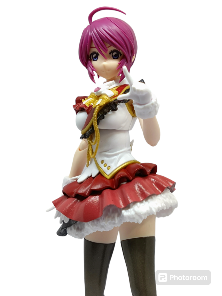 ビヨンドザブルースカイを軍服の赤のイメージで塗装しました！