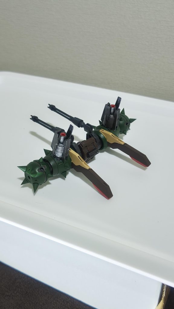 サンドロックのバックパックに装備する追加武装(後ろ姿の写真載せてませんがサンドロックのバックパックを装備してます。)