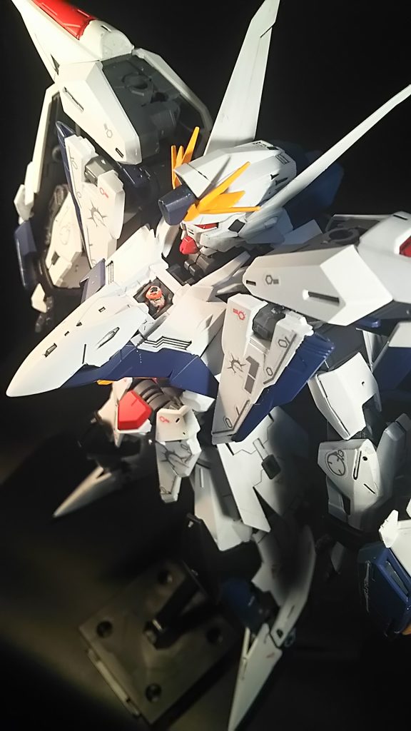 最初触った感想として！割れ物注意って感じのキットだと思いました！（笑）