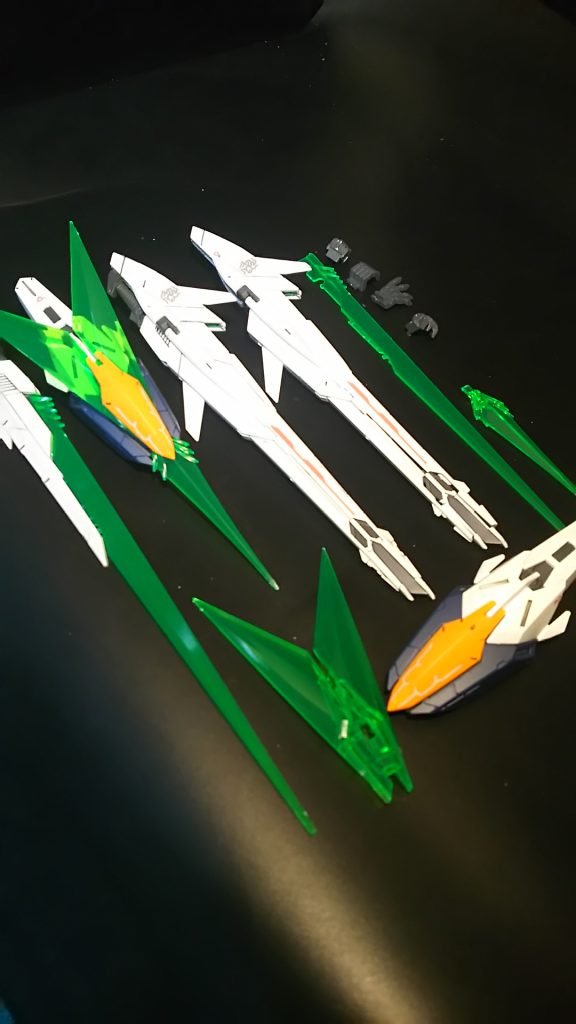 とにかく貼ります！（笑）