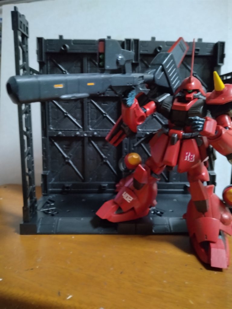 ビームカノンは旧キットのドワッジからです