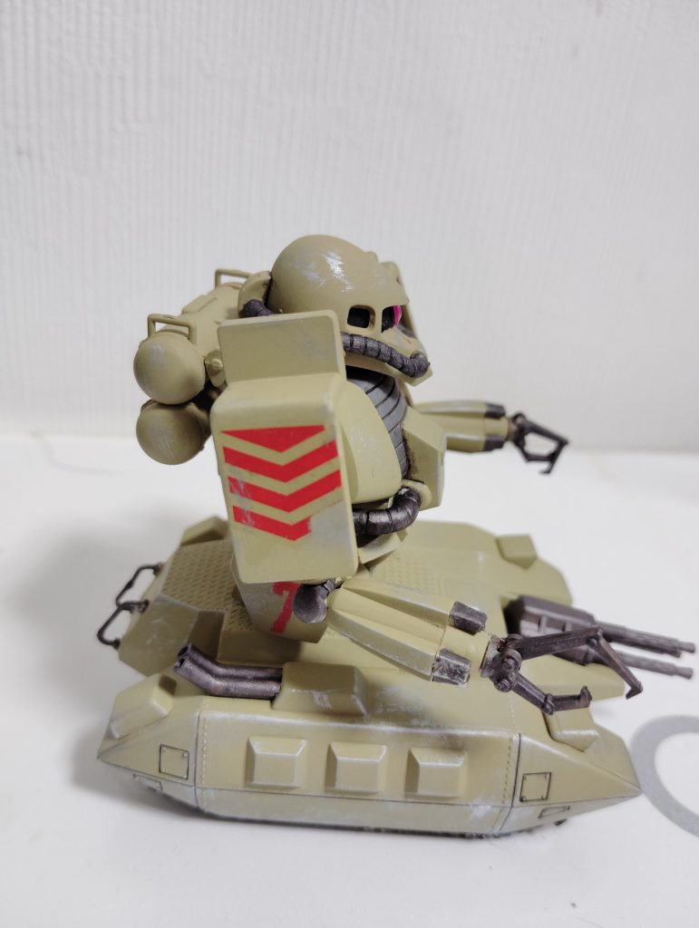 シルバーの塗料が余ってたのでウェザリングで下地が剥がれた汚しを再現