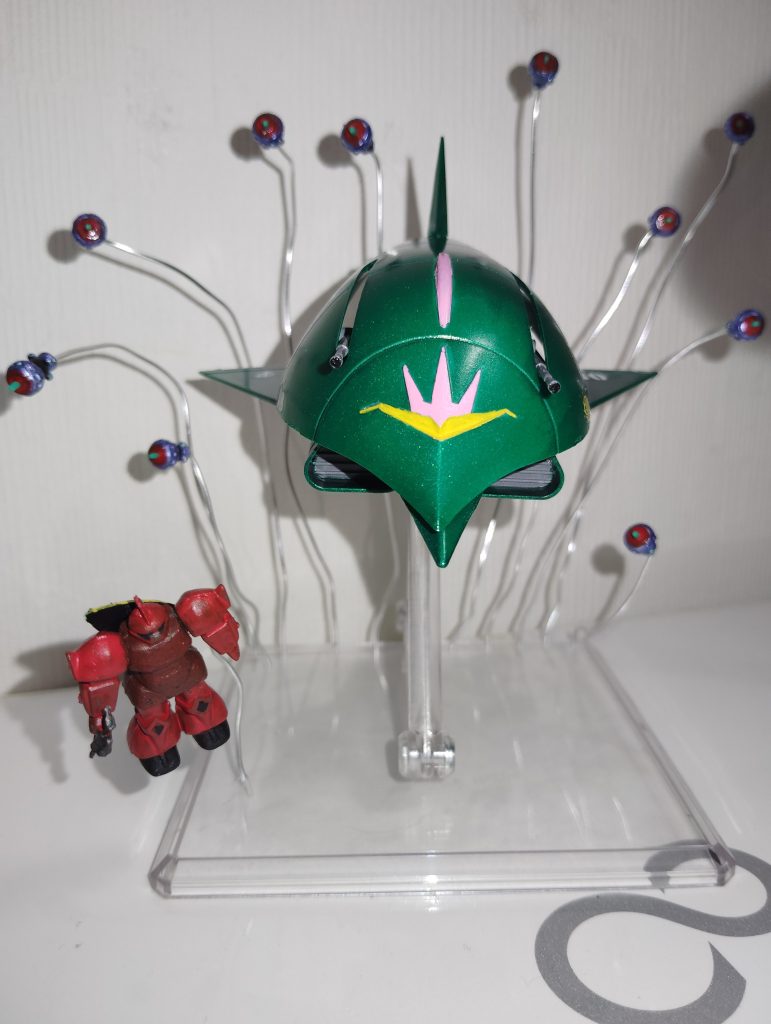 ビットも1個ずつ塗装して穴を空けてアルミ線で飛ばしてるシーンを再現