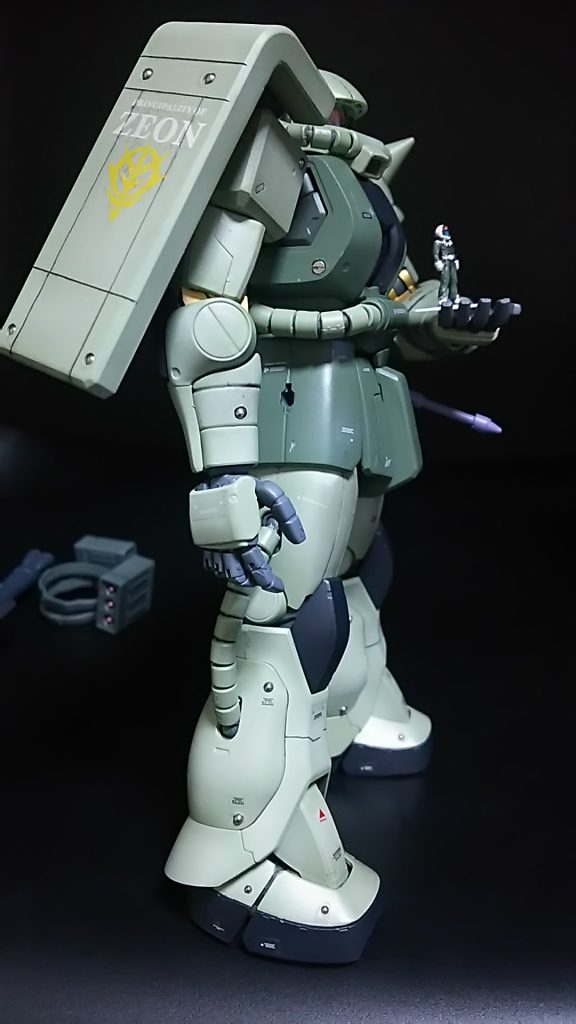 色がライト加減で違って見えますね!(笑)