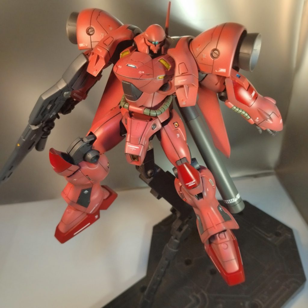 長くガンプラ作ってますが!実は意外にもガーベラ・テトラは初めて作るんです!(笑)ダボ穴がちょっときつめに感じました!