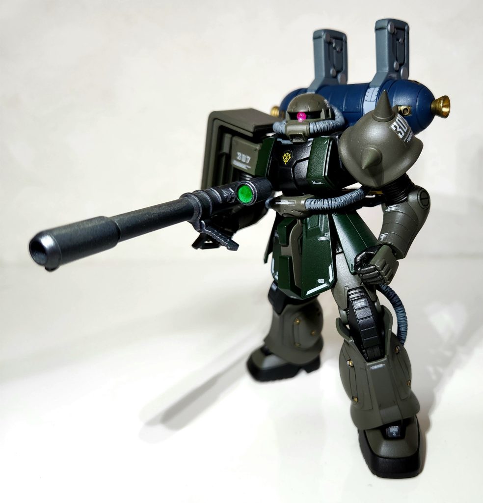 充電式エアブラシを使い始めた頃にラッカー塗料は臭いので水性塗料のみで塗ってみようと手元にあったタミヤアクリルを使用して仕上げてます。・カーキドラブ・ブリティッシュグリーン・ネイビーブルー・ガンメタル・ニュートラルグレー・ブラック・シルバー・ゴールド新水性ホビーカラーも試したりしたけど、結局はラッカーがメインになっちゃってますね、乾きの早さや塗膜の強さは捨てがたいです。