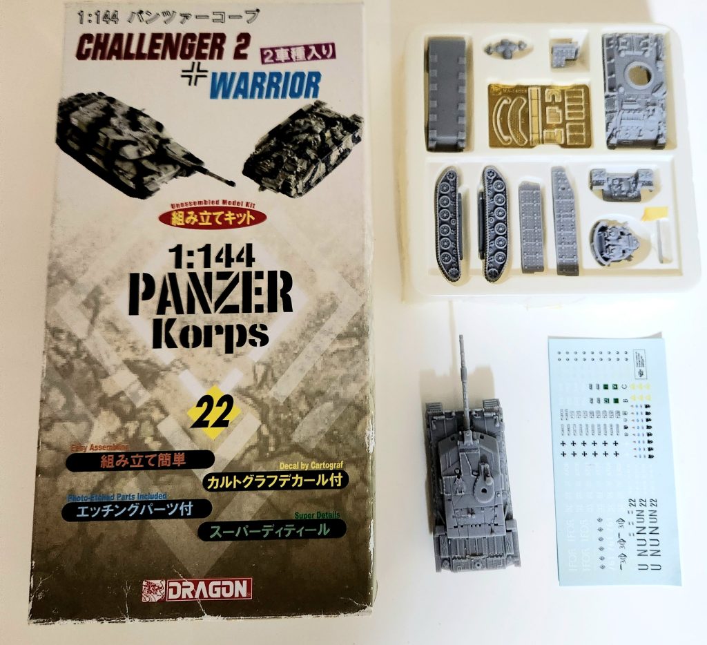 駿○屋でこんなの見つけてジオラマに使えそうかなと買っちゃいました。ドラゴンの1/144戦車ですね、800円でした。どうやらABS製らしいので、プライマー塗って塗装してみます。ちなみにザクII+ビッグガンセットは13000円で売られてました…サンダーボルトシリーズは再販されないからとはいえ……Σ\( ̄д ̄;)ォィォィ