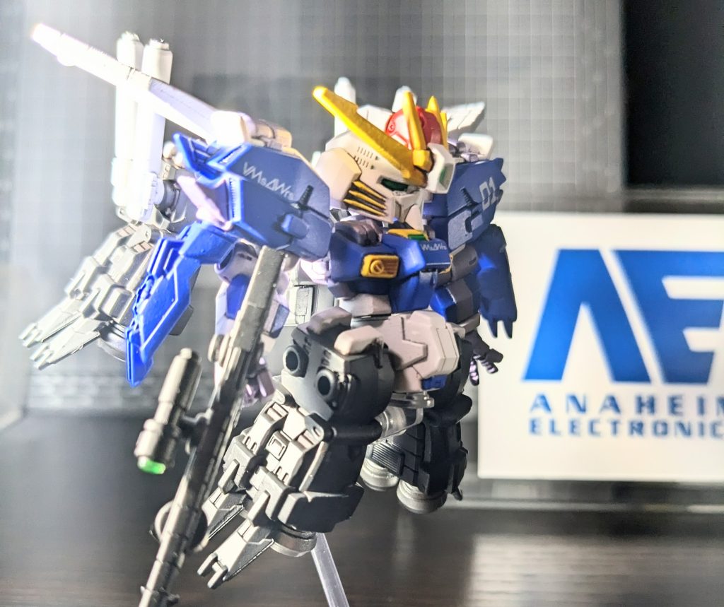 今回は、組換・可動がウリのシリーズなので塗膜の剥げ対策と保護を念頭に仕上げました。 