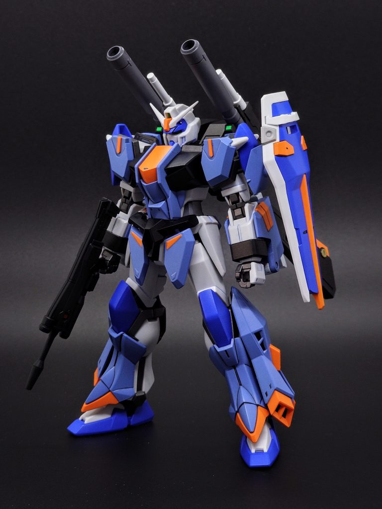 正面ブリッツ要素を抜いて、自分好みの武装を追加しました。