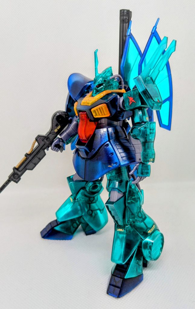 ゲートはクリア部は10000番まで使用、場所によってはコンパウンドを使用しています。関節部は2000番まで。ゲート処理めんどくさくてなんど切りっぱなしにしようかと思ったものやら😇笑みっともないので処理しました🤔