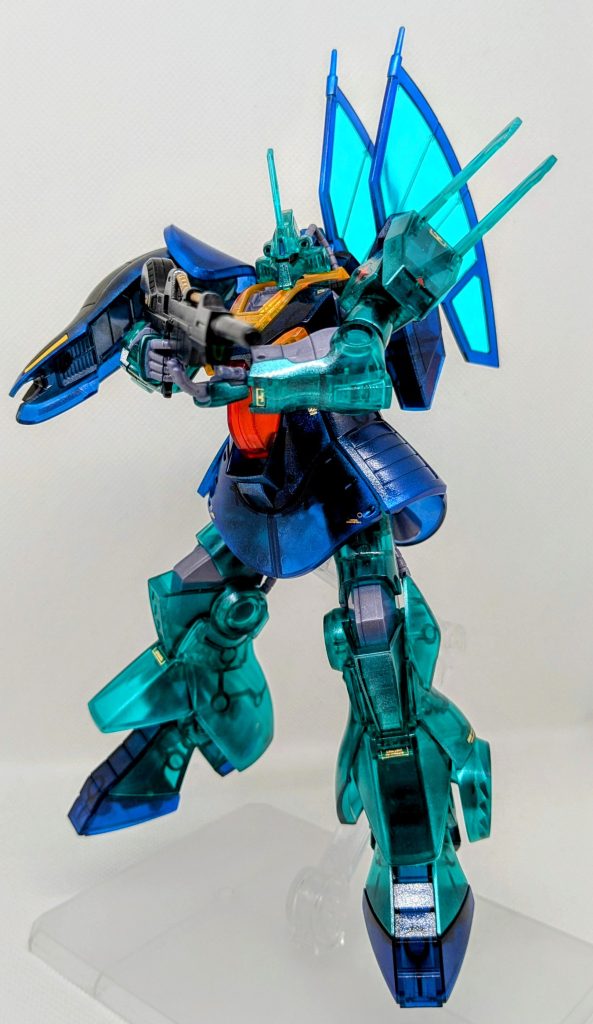 クリアな感じを残したかったのでスミ入れはしていません。