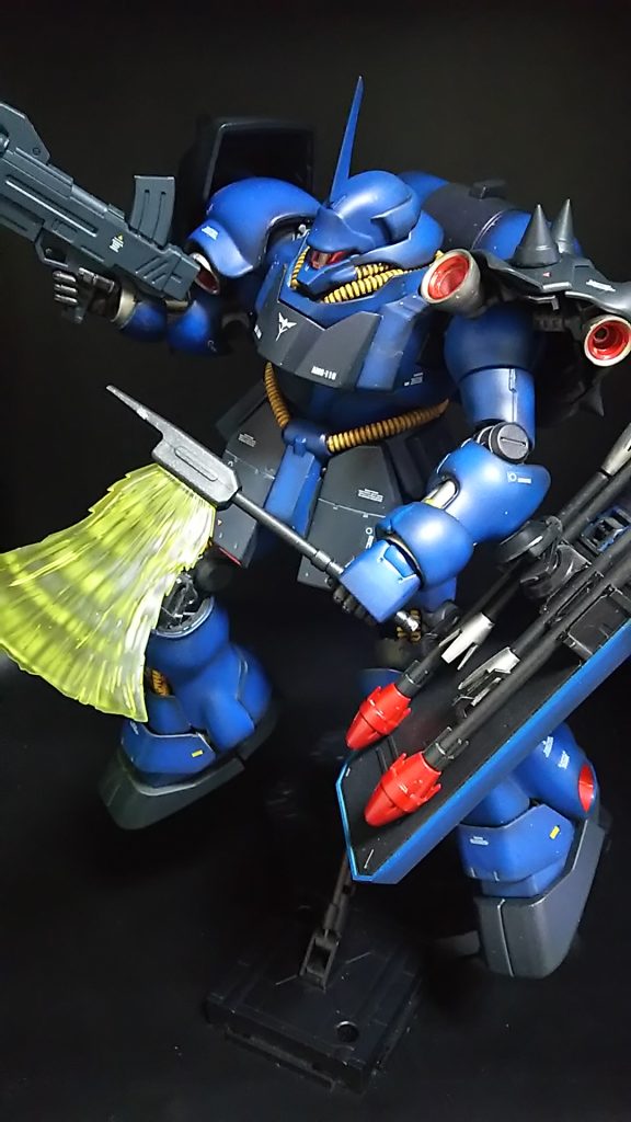 このキット!数回作りましたが!とにかくシールドが重くて!ポーズを取るのにちょっと苦労します!(笑)