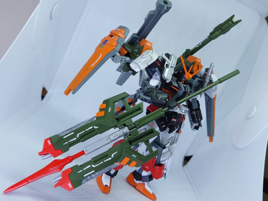 ビームベイオネットランス専用の複合兵装。ヴェルデバスターのビームベイオネットを2連結させ、中央にビームランスを有する。状況に応じて簡易変形させることであらゆる装甲に対応した攻撃が可能。