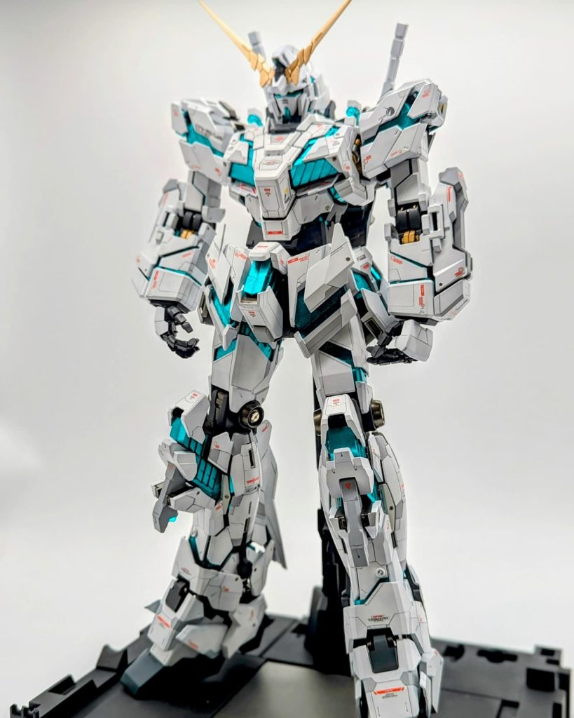 PGユニコーンガンダム覚醒カラー全塗装–3枚目/制作者：kenshira0123