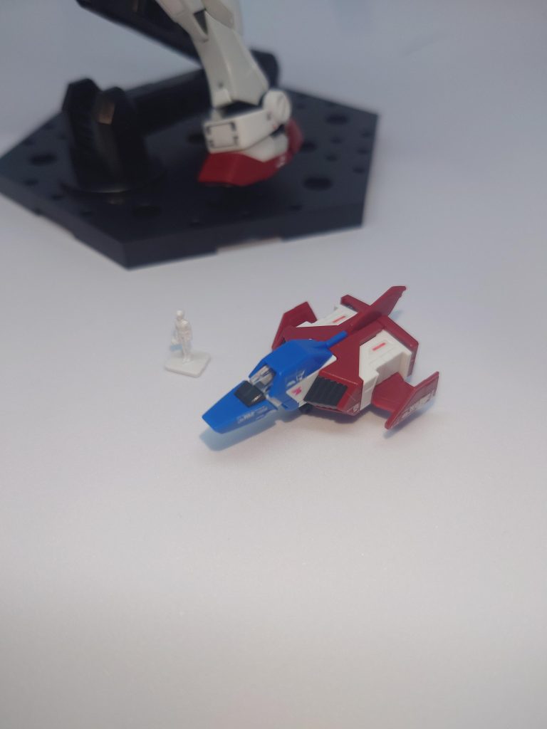 コア・ファイターもありました(ノ゚ο゚)ノ本体に付けられますが、理由は…きっとご存知((インクを持ち合わせてないので144/1アムロ・レイはそのままですッ(ノ≧ڡ≦)☆