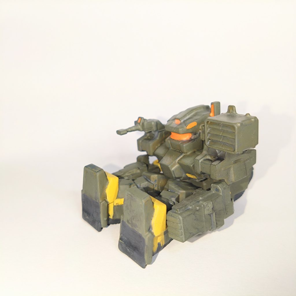 本来の変形は頭がひっこんで隠れるのですが、そのままでもかわいいのでこれはこれでありです。