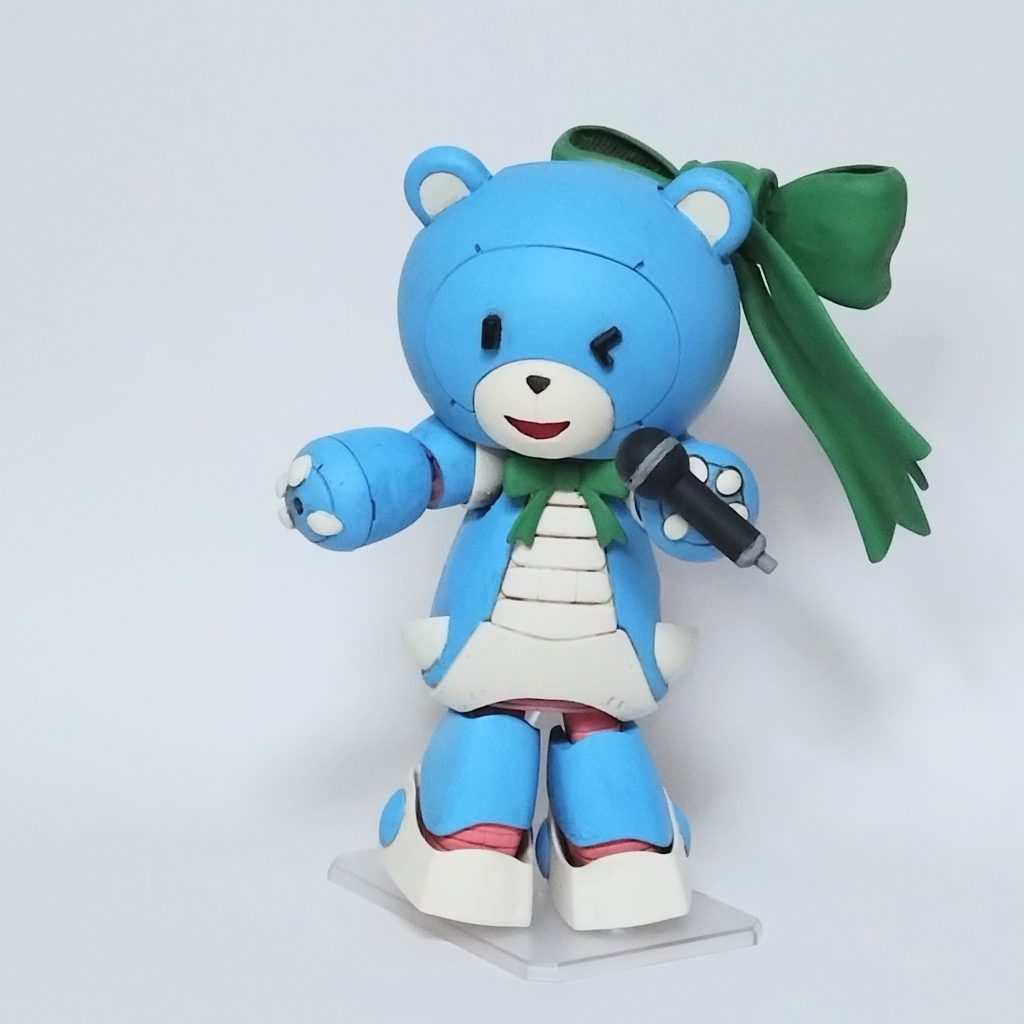 ベアッガイオハナをLINKL PLANETさんの曲を聴きながら作っていたら、なんだか歌って踊るイメージが湧いてきたのでアイドル風にしてみました。