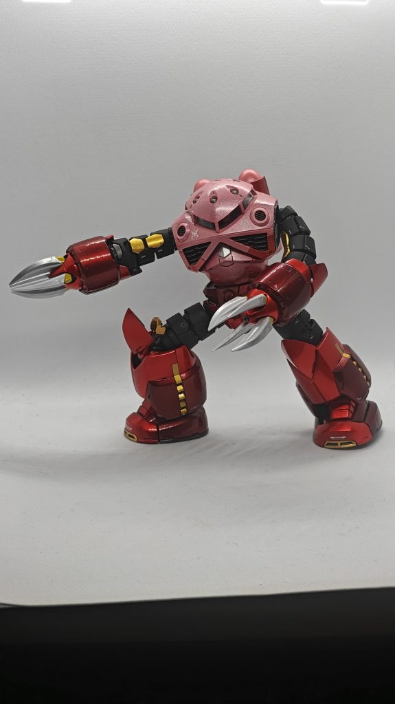 このポーズにはジムがほしいところですが、あいにく持ってないんですね。