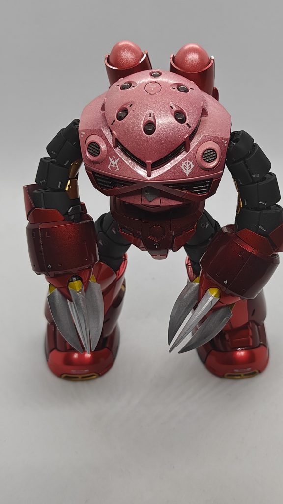 写真で見るとキャンディ塗装のアラが目立ちますね。磨き込みが足らないのは分かっているんですが根気が続かないんです．．．