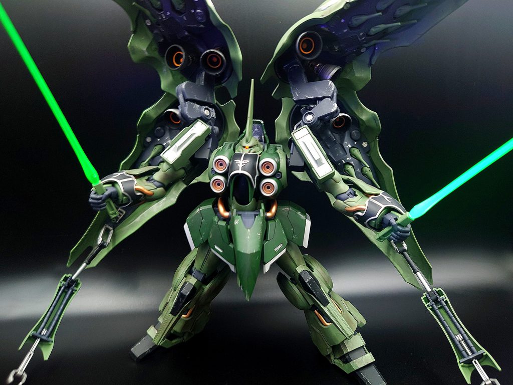 ブラックライトでモノアイぐぽーん