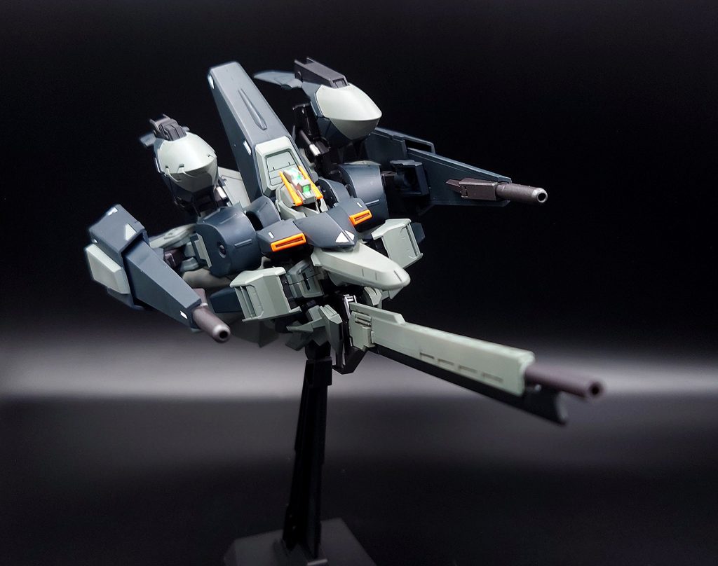 飛行形態もＭＳ形態も両方気に入りました😆