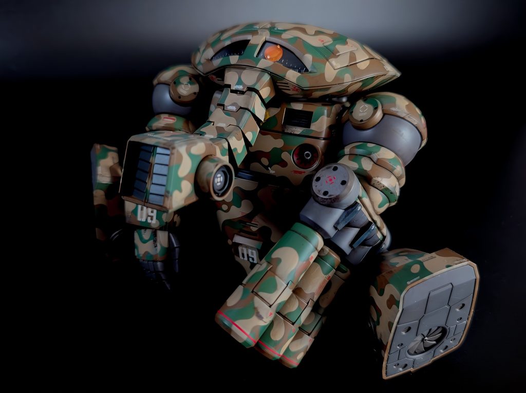 例のポーズも迷彩のカラーリングだと可愛さが半減する事が判明😅以上、ジュアッグ[Ver.MSV]でした！