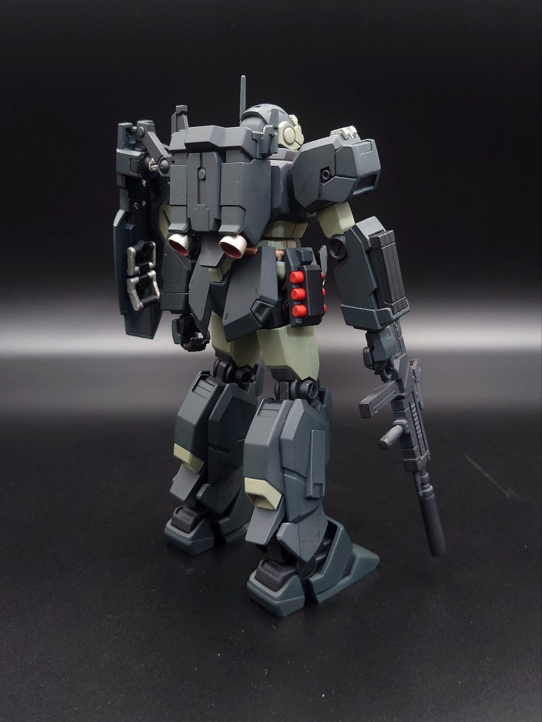 後ろ姿も強そう😆