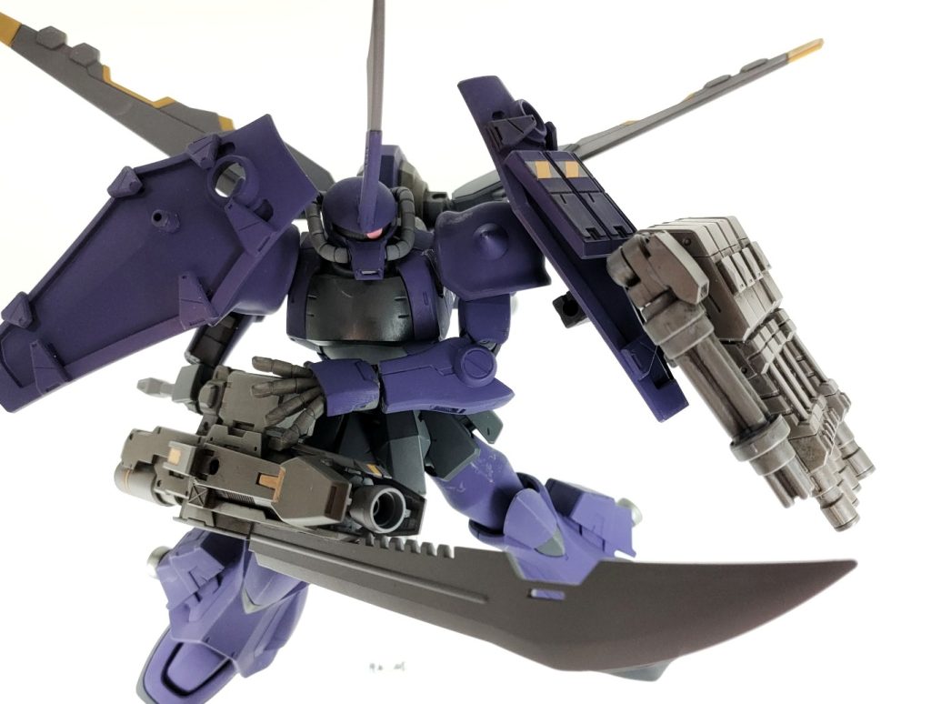 射撃ができる他、剣としても使えます。