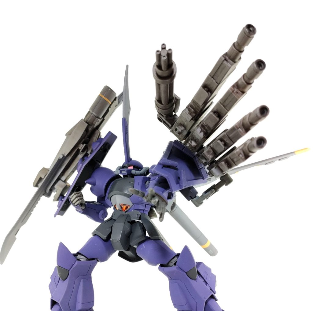 手のように相手を掴んだりも。