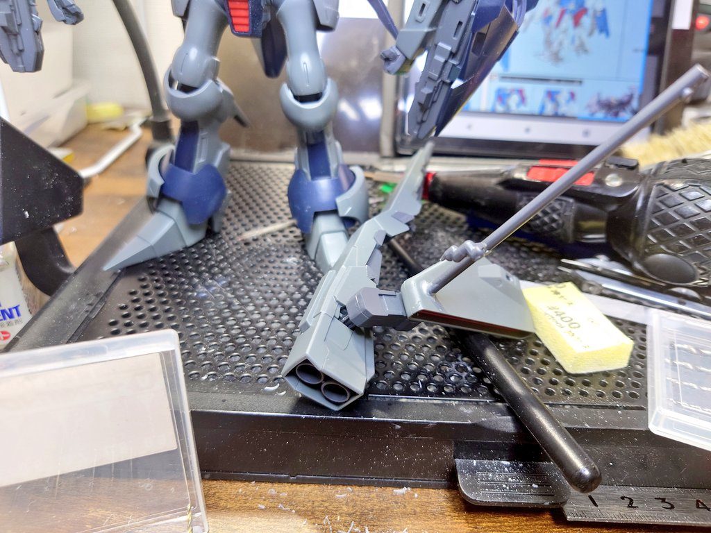 余剰パーツにバイアラン・カスタ厶の部品があるので