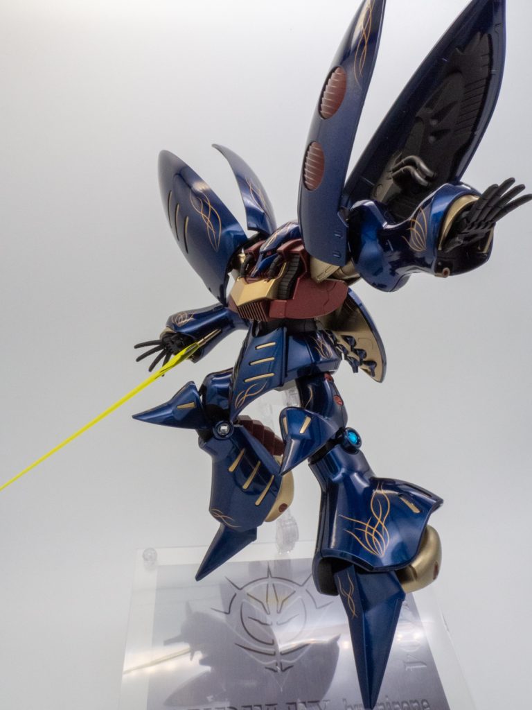 ゴールドは、ガイアさんのパールゴールドとEXゴールドを混ぜて調色してます。赤はガイアさんのパールレッドです。