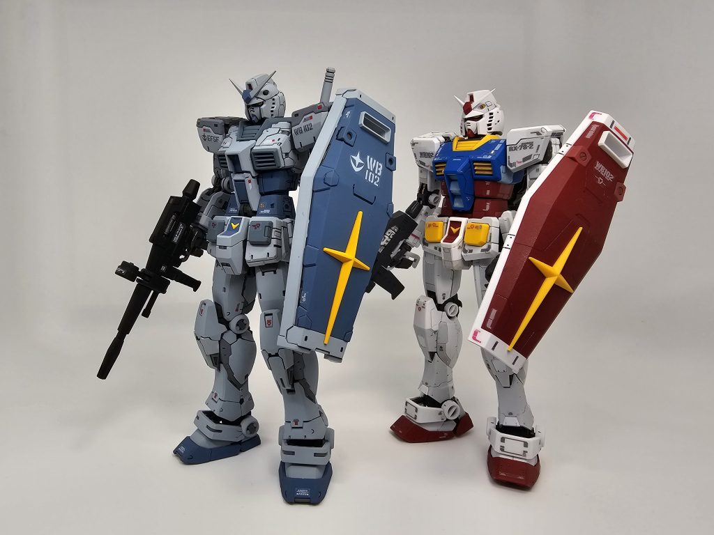 Ver1.0との比較こう見ると身体がかなりスリムになってますね特に頭は印象がかなり違います昔のアニメ寄りの寸胴スタイルも好きです