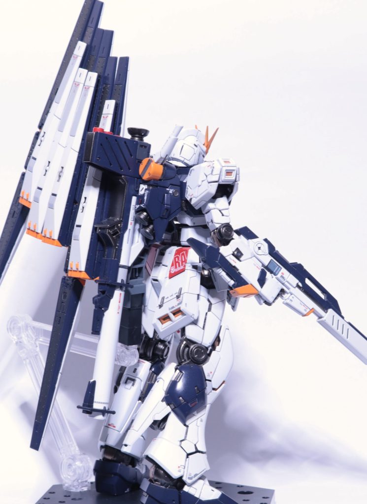 RGνガンダム–4枚目/制作者：ユウ