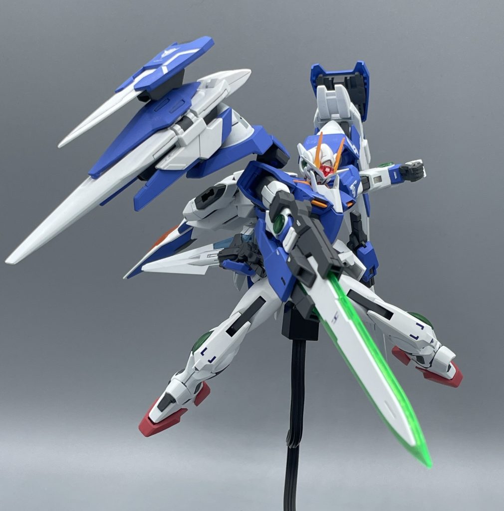 ここはッ！俺の距離だッ！！　宿敵、リボンズ・アルマークとの決戦において、GNソードⅢは大きな戦果をもたらしました。