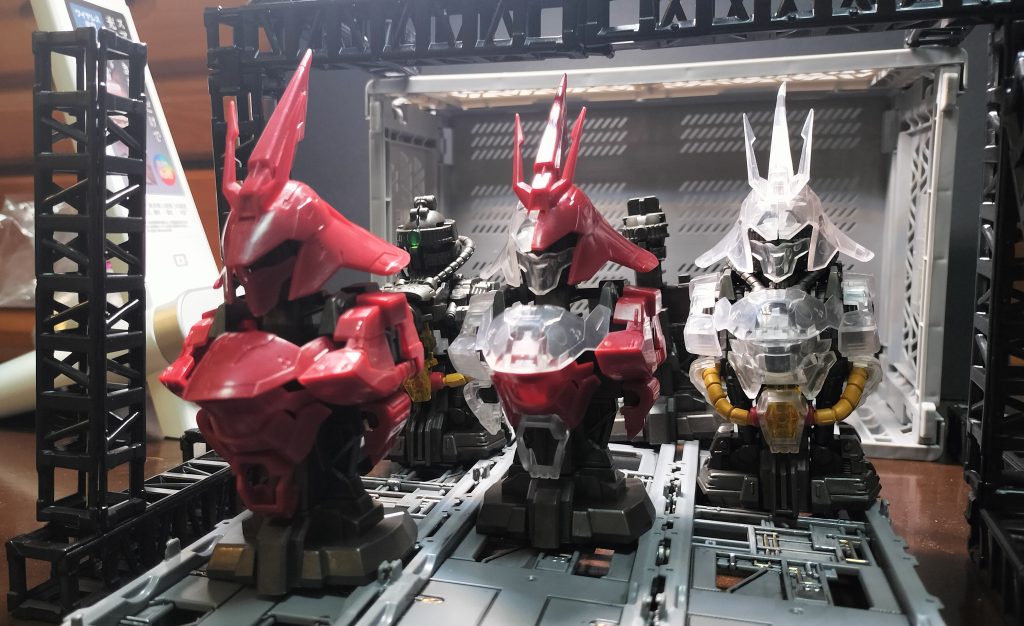 この費用なら、RGガンダムver2.0買ってもおつりが・・・。ガチャって、怖え・・・(gundam-kao9)