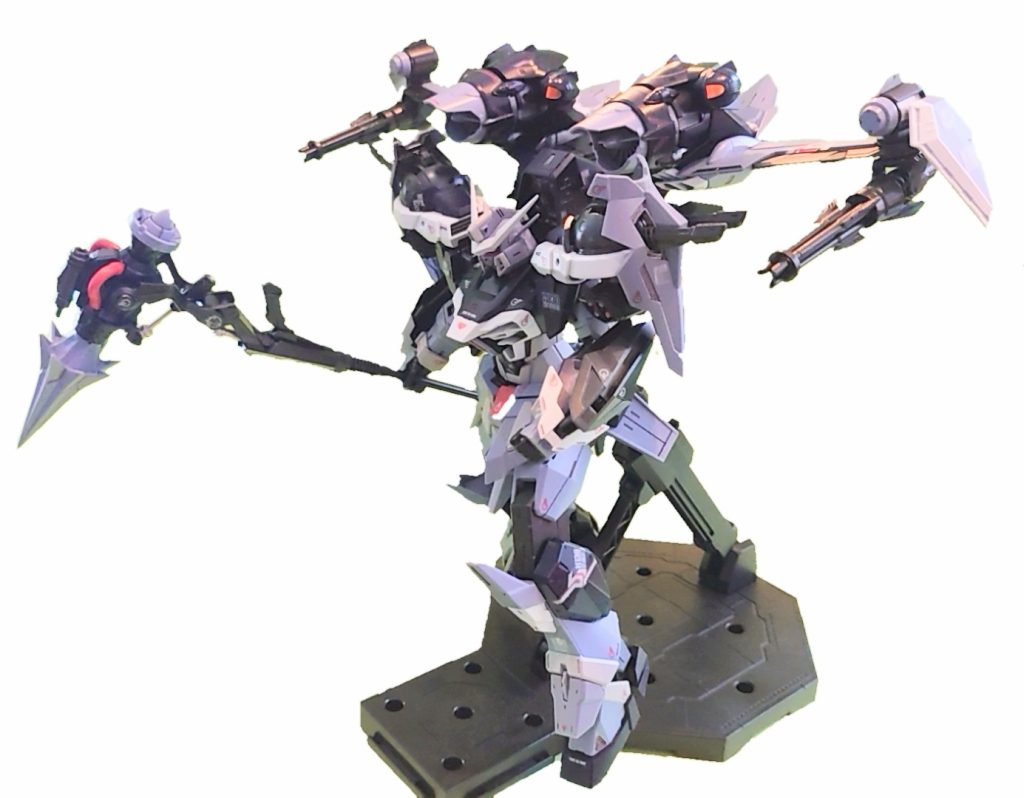 飛行モジュールも武器もでかいので置き場所には困ります