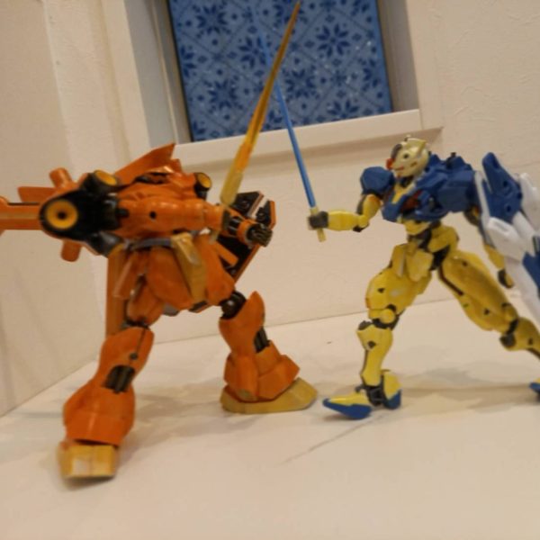 姪の作ったエアリアル改修型とサイコ・ドーガ