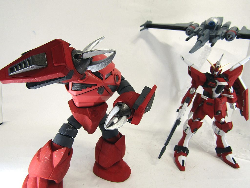 実際には少し離れたところでジャスティスはミラーズコロイドしながら待機していたのではと思ったわけです。