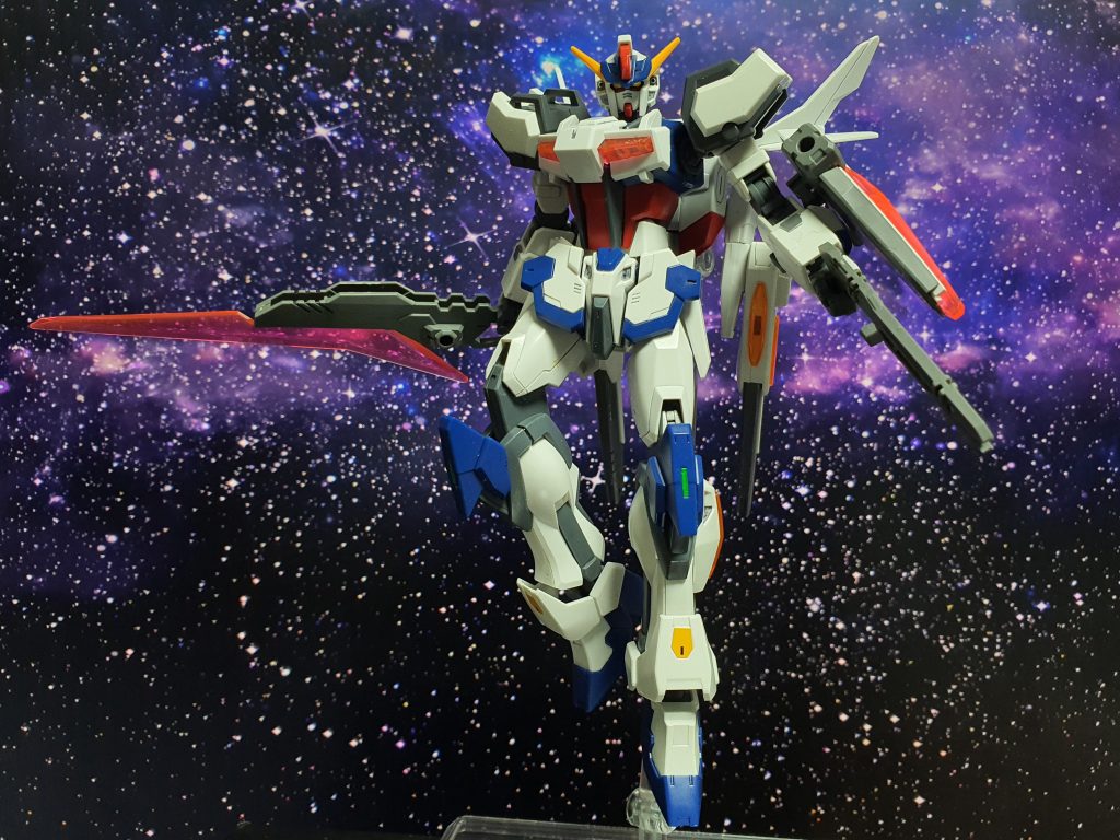 ドッキングするとこんな感じ。因みに名前がハイパーギャラクシーの理由はエクシードギャラクシーの頭文字がEGなので本体がHGなら頭文字もそれに合わせたものにしたかったからです。