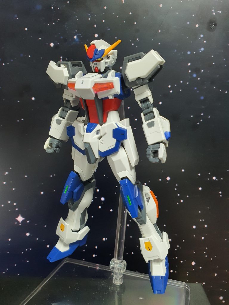 本体サイドスカートが通常のストライクのモノであるとこ以外は前と一緒です。